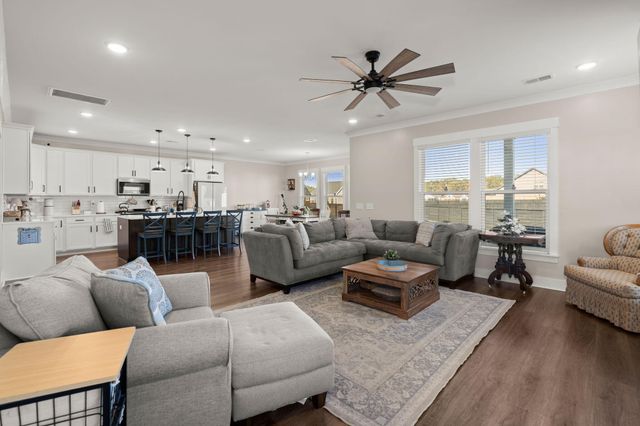 140 Westfield Drive, Ridgeville, SC 29472