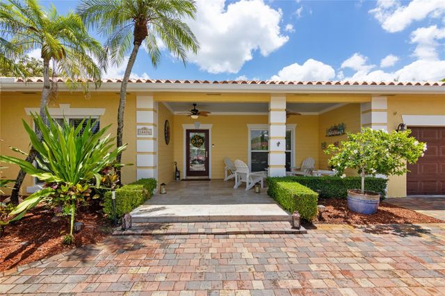 16686 GOLFVIEW Drive, Weston, FL 33326