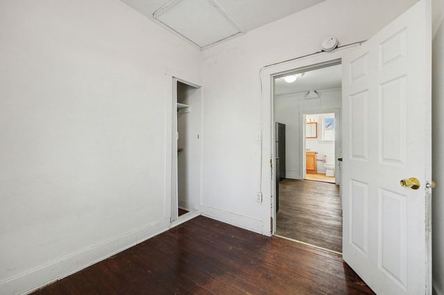 7132 Marshall Avenue, Hammond, IN 46323