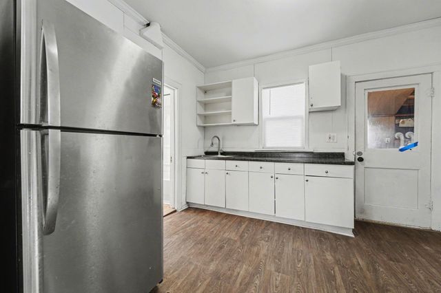 7132 Marshall Avenue, Hammond, IN 46323