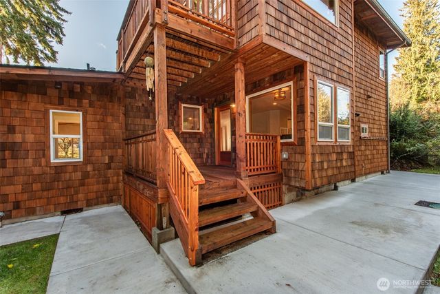 62 Pierson Lane, Sequim, WA 98382