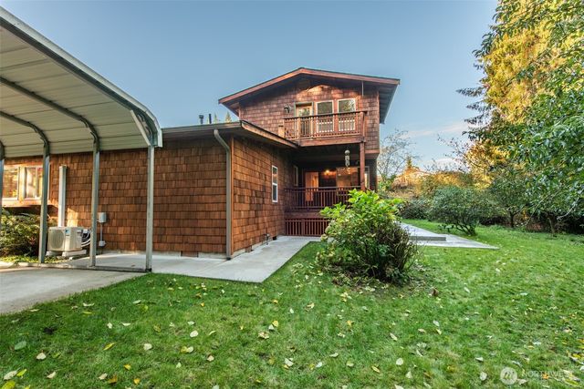 62 Pierson Lane, Sequim, WA 98382