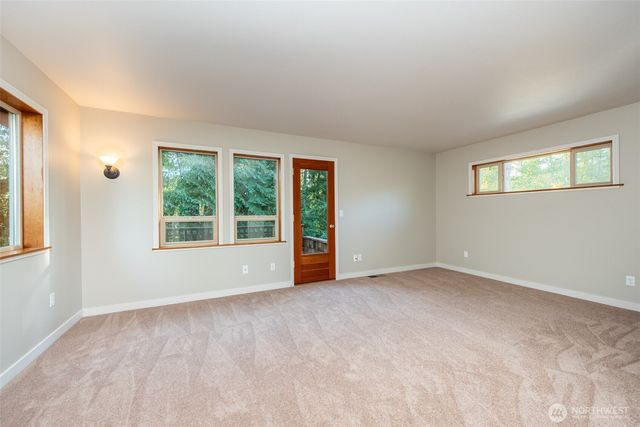 62 Pierson Lane, Sequim, WA 98382