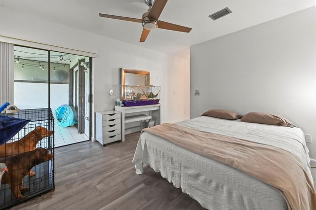 84 Conaskonk Circle, Royal Palm Beach, FL 33411