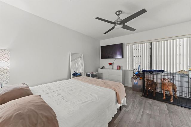84 Conaskonk Circle, Royal Palm Beach, FL 33411
