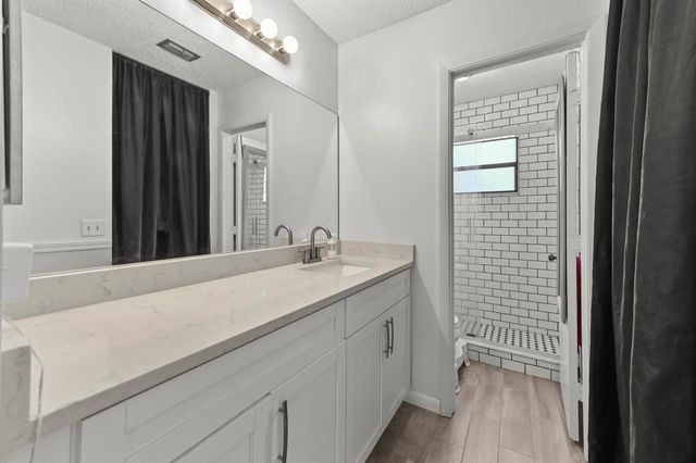 84 Conaskonk Circle, Royal Palm Beach, FL 33411