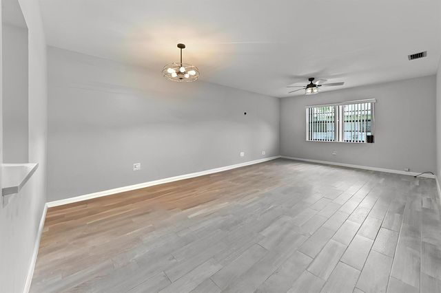84 Conaskonk Circle, Royal Palm Beach, FL 33411