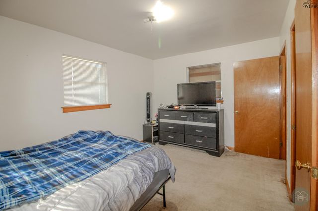 2904 14TH STREET, Vernon, TX 76384