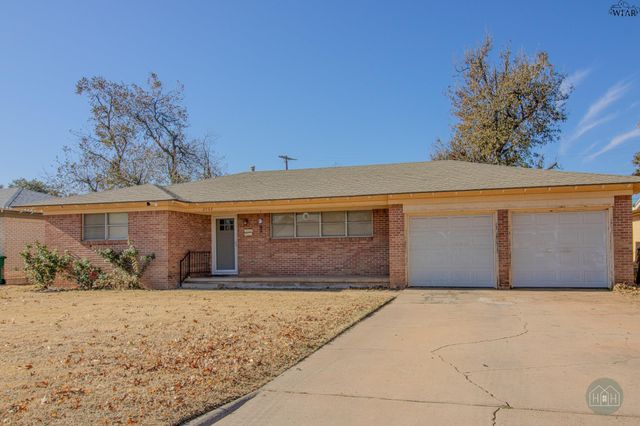 2904 14TH STREET, Vernon, TX 76384
