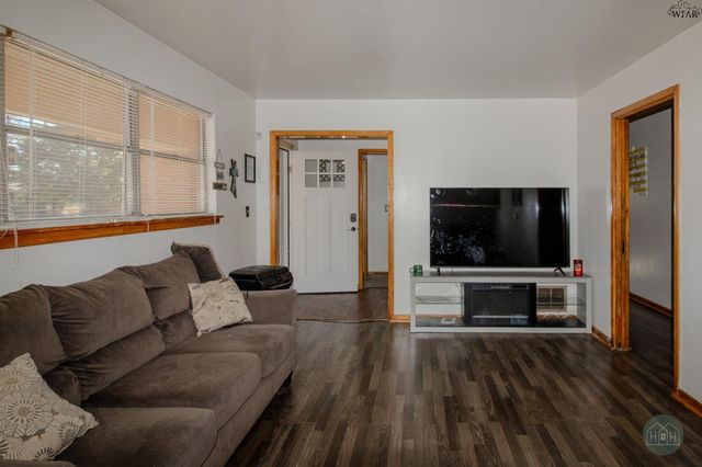 2904 14TH STREET, Vernon, TX 76384