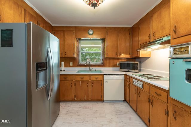 1602 Lakeside Drive, Garner, NC 27529