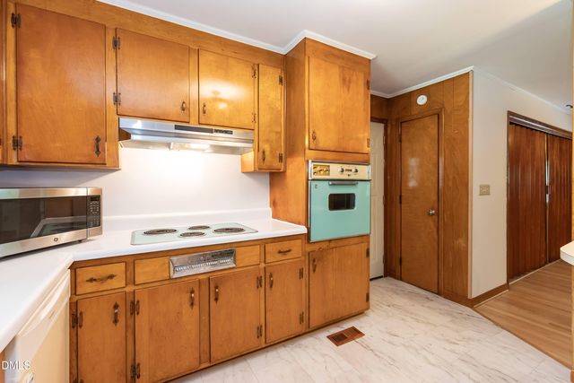 1602 Lakeside Drive, Garner, NC 27529