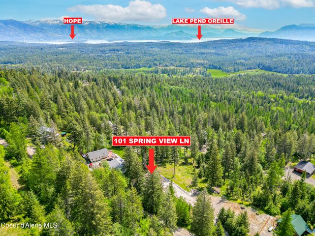101 Spring View LN, Sagle, ID 83860