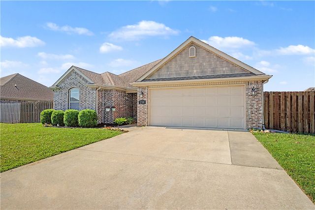 250 Genoa Way, Centerton, AR 72719