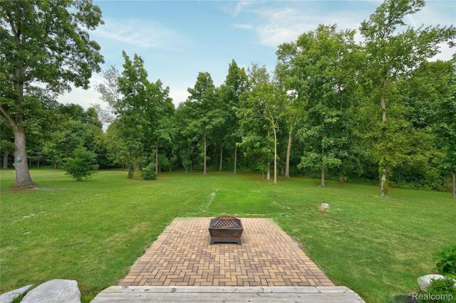 7302 Geraldine Circle, Gaines Township, MI 48473