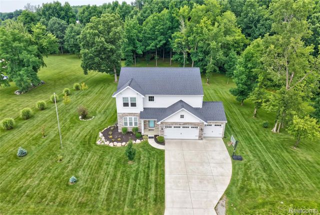 7302 Geraldine Circle, Gaines Township, MI 48473