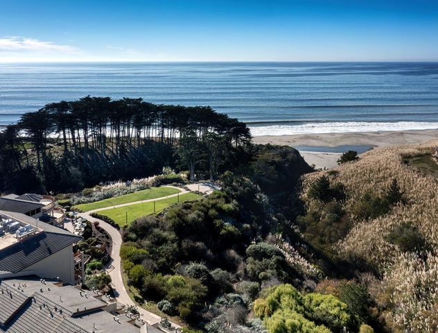 60 Seascape Resort Drive, Aptos, CA 95003