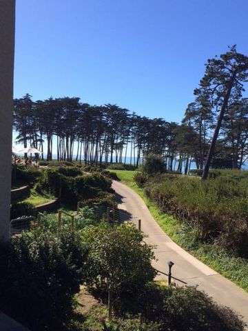 60 Seascape Resort Drive, Aptos, CA 95003