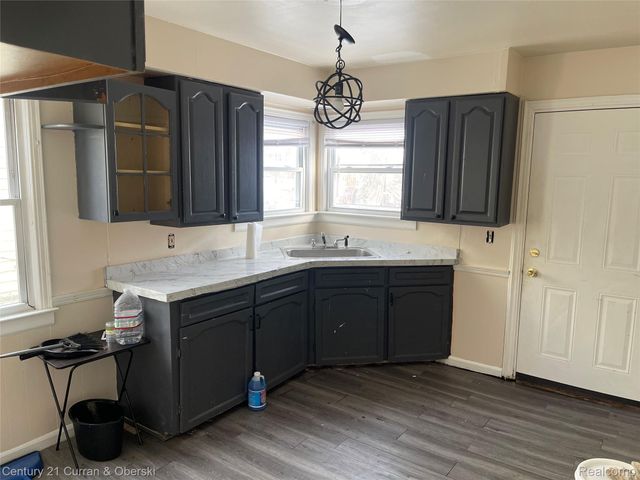 4531 Woodward Street, Wayne, MI 48184