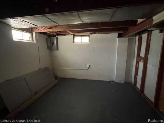 4531 Woodward Street, Wayne, MI 48184