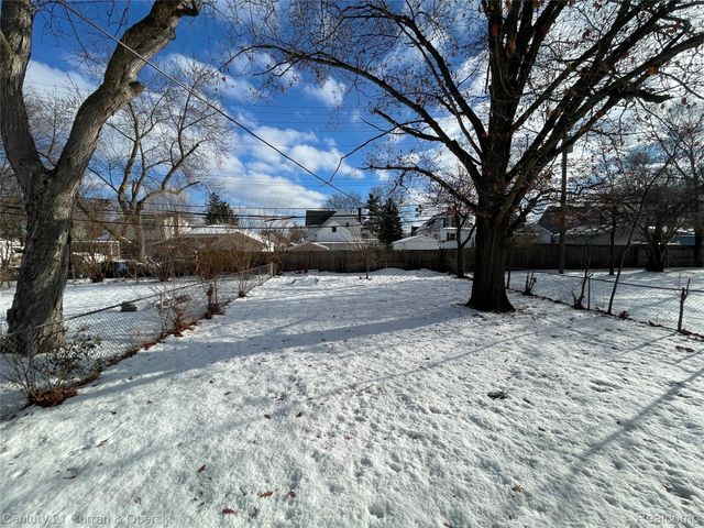 4531 Woodward Street, Wayne, MI 48184