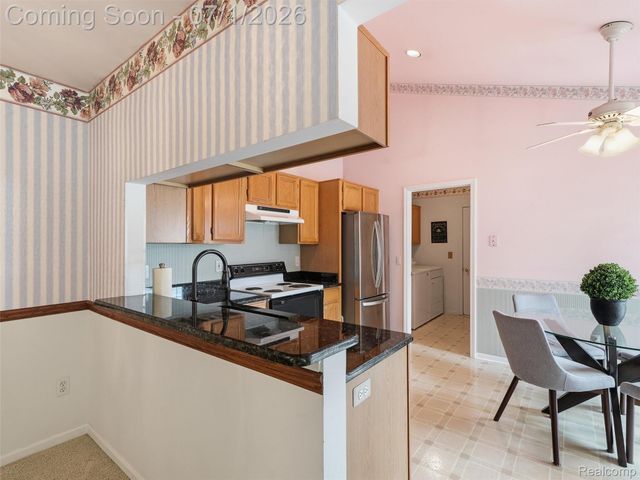 13331 Whittier, Sterling Heights, MI 48312