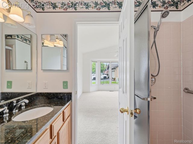 13331 Whittier, Sterling Heights, MI 48312