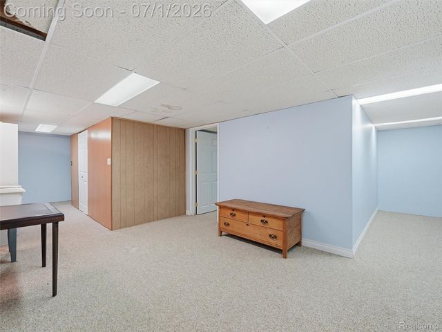 13331 Whittier, Sterling Heights, MI 48312