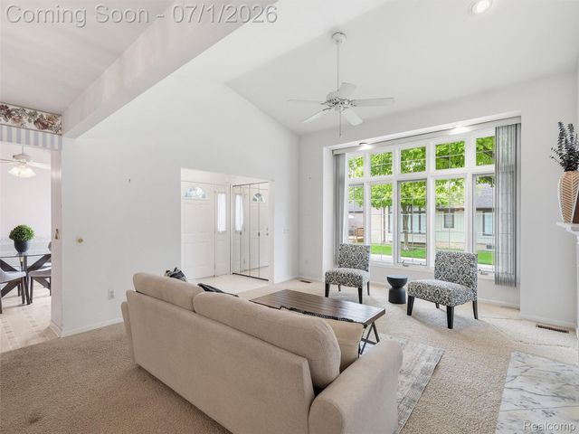 13331 Whittier, Sterling Heights, MI 48312