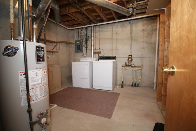 2941 Parkside Drive, Jenison, MI 49428