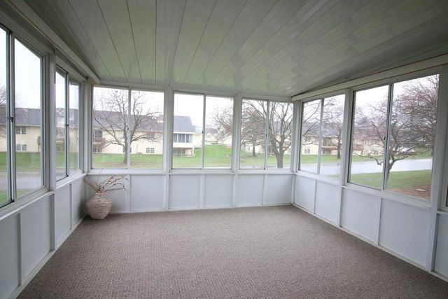 2941 Parkside Drive, Jenison, MI 49428
