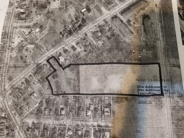 338 Mchenry Avenue, Woodstock, IL 60098