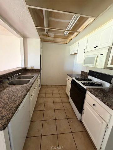 1460 Kendall Drive, San Bernardino, CA 92407
