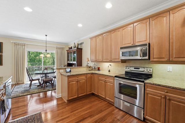 1059 Kempton Run Drive, Columbus, OH 43235
