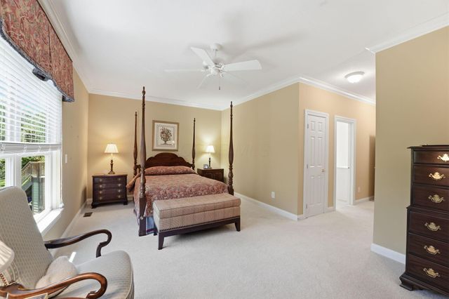 1059 Kempton Run Drive, Columbus, OH 43235