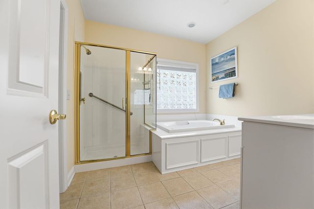 1059 Kempton Run Drive, Columbus, OH 43235