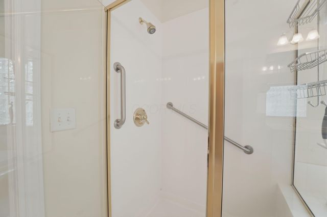 1059 Kempton Run Drive, Columbus, OH 43235