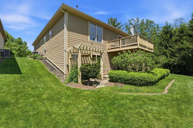 1059 Kempton Run Drive, Columbus, OH 43235