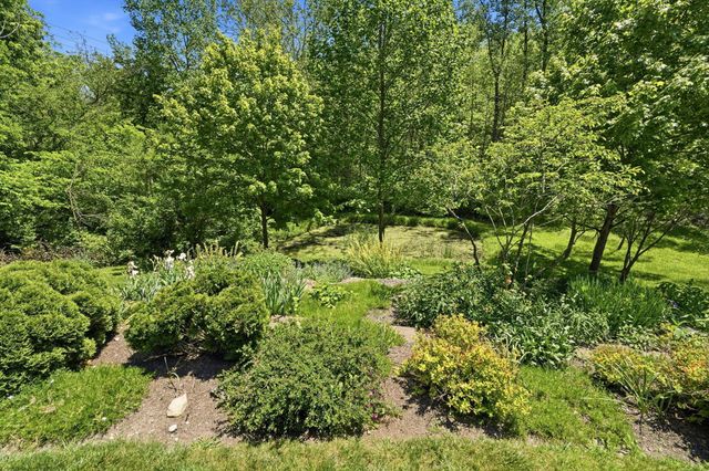 1059 Kempton Run Drive, Columbus, OH 43235