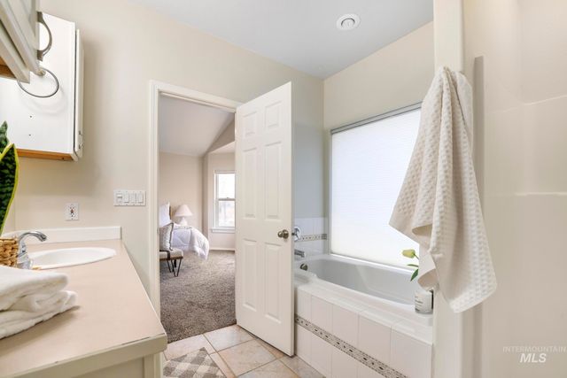 2560 Spruceridge Cir, Twin Falls, ID 83301