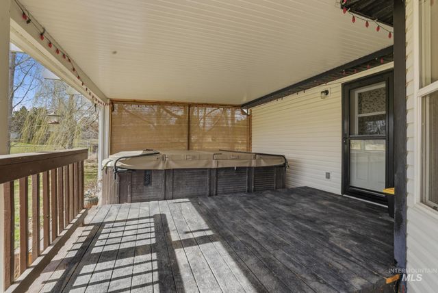 2560 Spruceridge Cir, Twin Falls, ID 83301