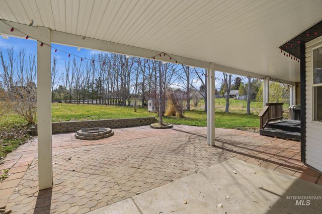 2560 Spruceridge Cir, Twin Falls, ID 83301