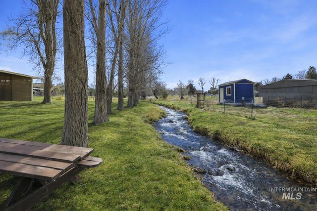 2560 Spruceridge Cir, Twin Falls, ID 83301