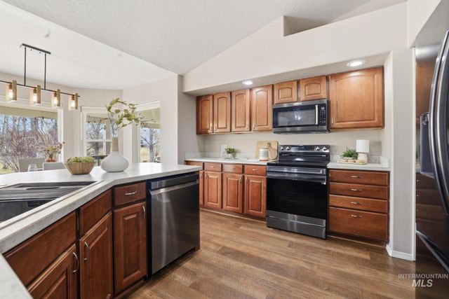 2560 Spruceridge Cir, Twin Falls, ID 83301