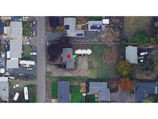 1235 JAY St, Eugene, OR 97402