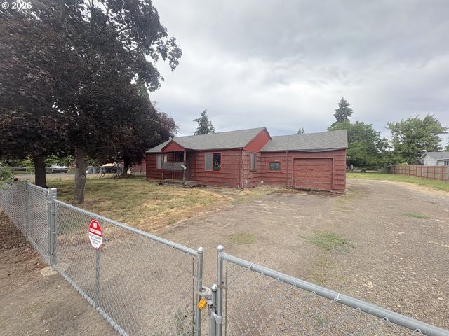 1235 JAY St, Eugene, OR 97402