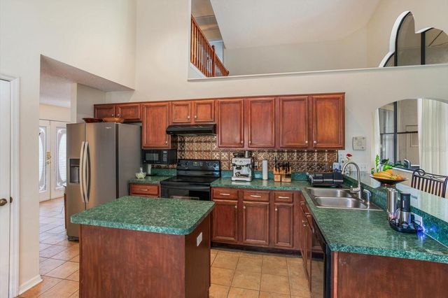 3920 RUNNING WATER DRIVE, Orlando, FL 32829