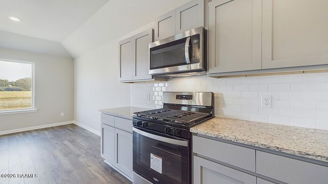 224 Crest Cove Drive, Maurice, LA 70555