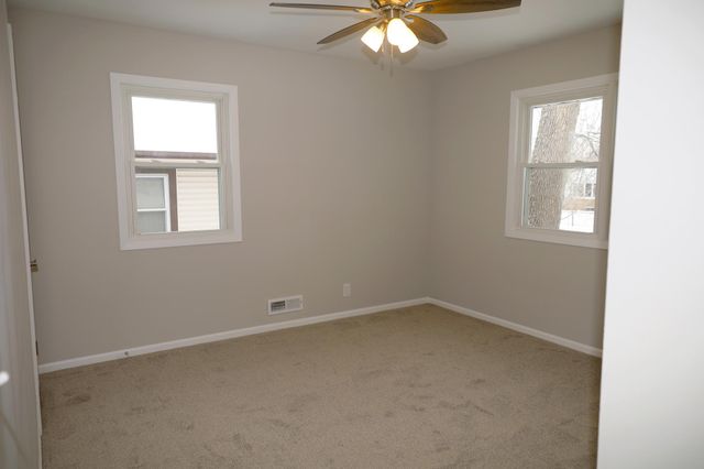 3549 Kyle Avenue N, Crystal, MN 55422