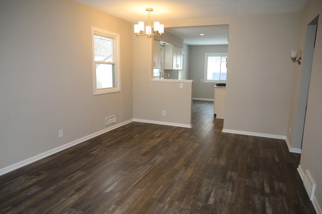 3549 Kyle Avenue N, Crystal, MN 55422